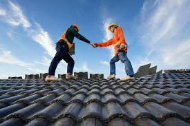 Best Solar Panel Roofing Installation  in Geneva, WA